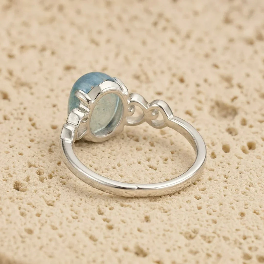 アクアマリンの調節可能リング「Cristal de Mer」 