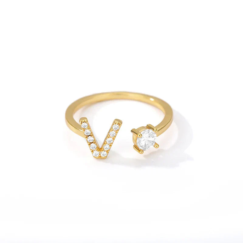 Bague personnalisée avec initiale v
