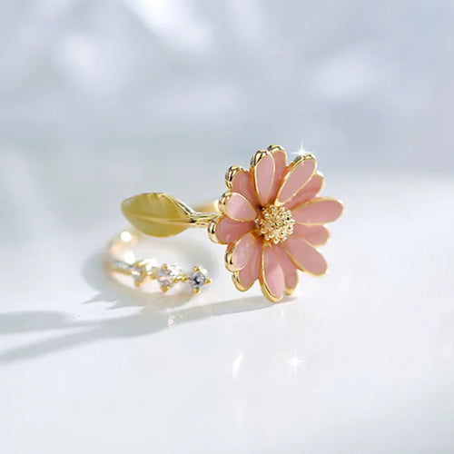 デイジーの可憐な花モチーフリング