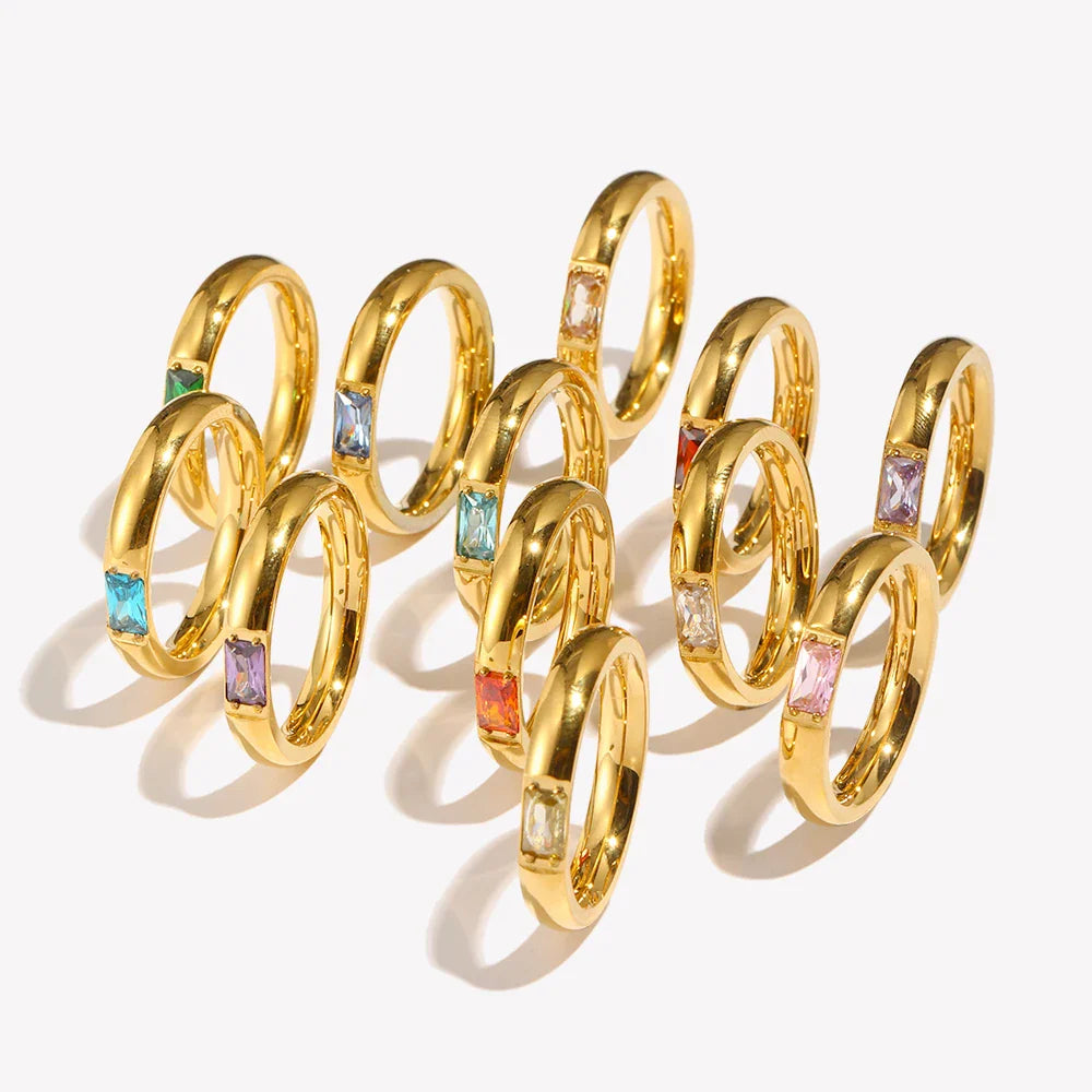 Bague avec pierre de naissance sertie pour femme