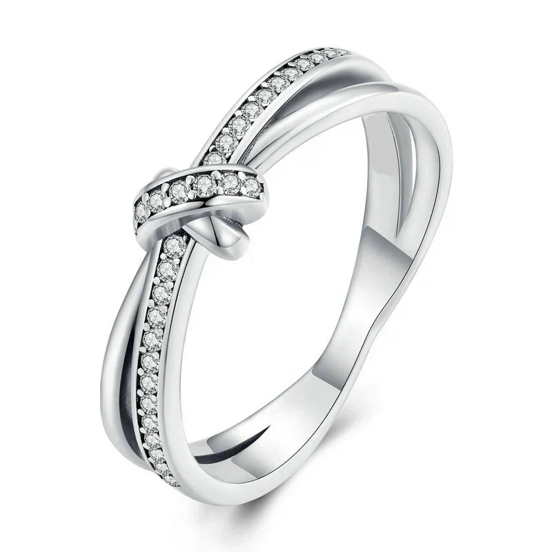 Bague noeud et strass argent