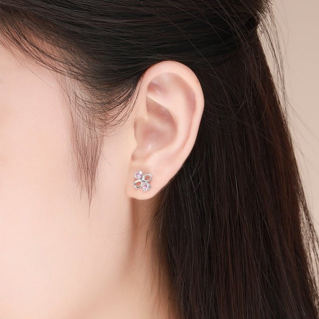 インフィニティ ピアス