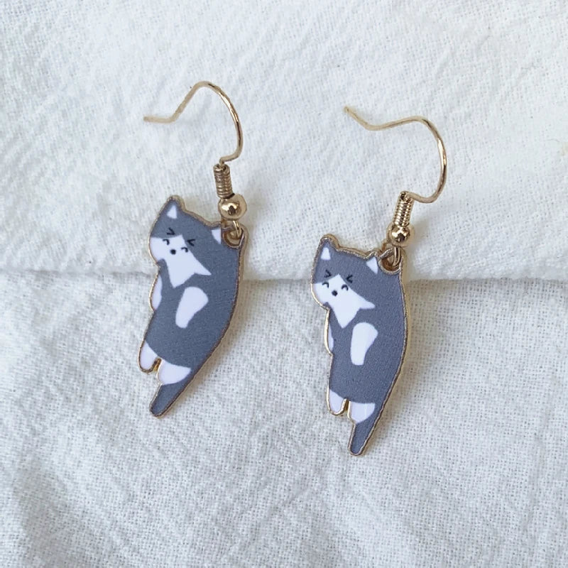 キュートな猫ピアス グレー