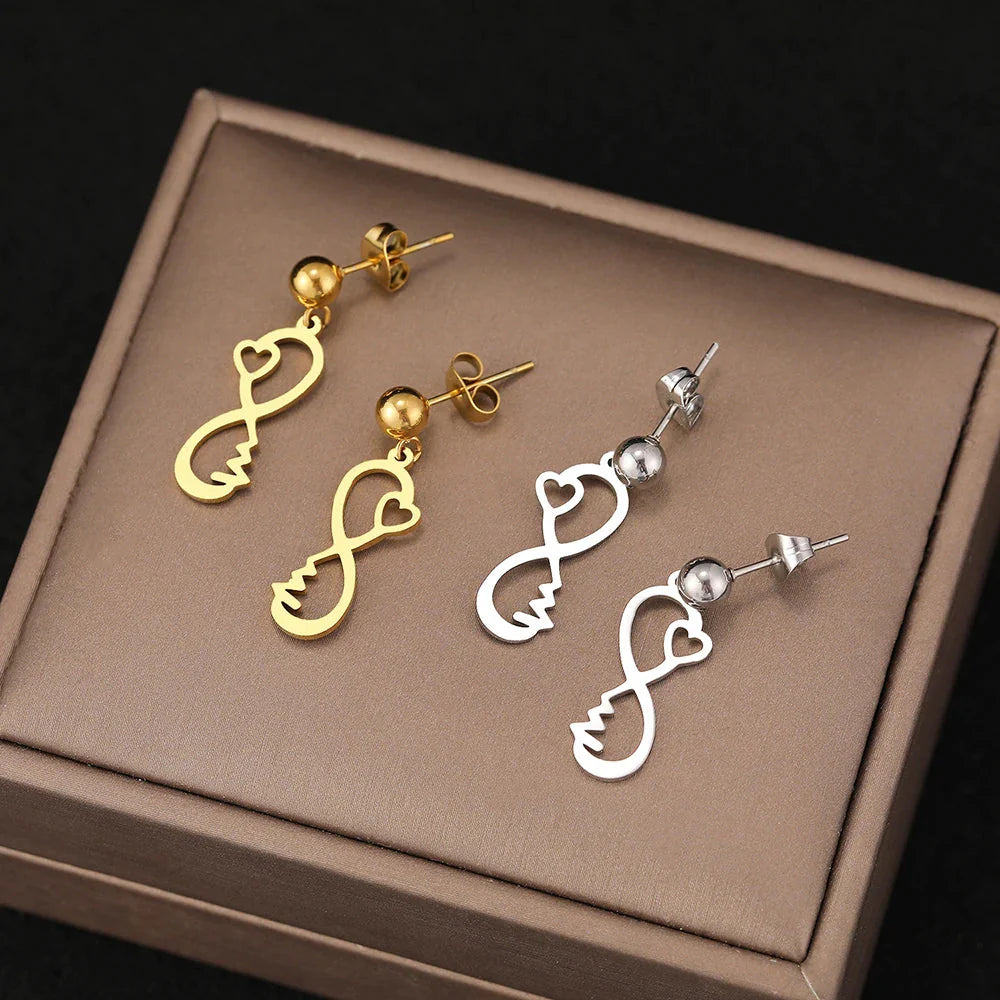インフィニティハートピアス