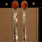 エスニックスタイルのフープピアス