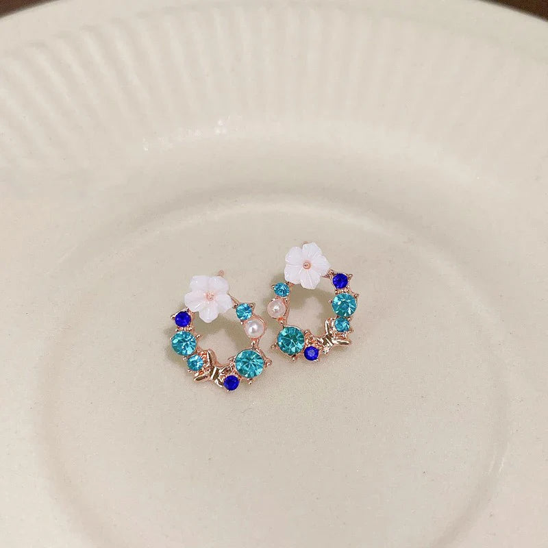 フラワー＆パール スタッドピアス ブルー