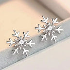 ジルコン付き雪の結晶スタッドピアス