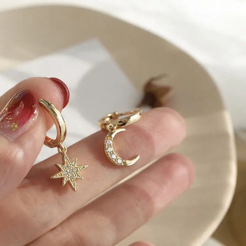 星と月とジルコンのフープピアス（ゴールドカラー）