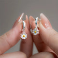マーガレットフラワー フープピアス a