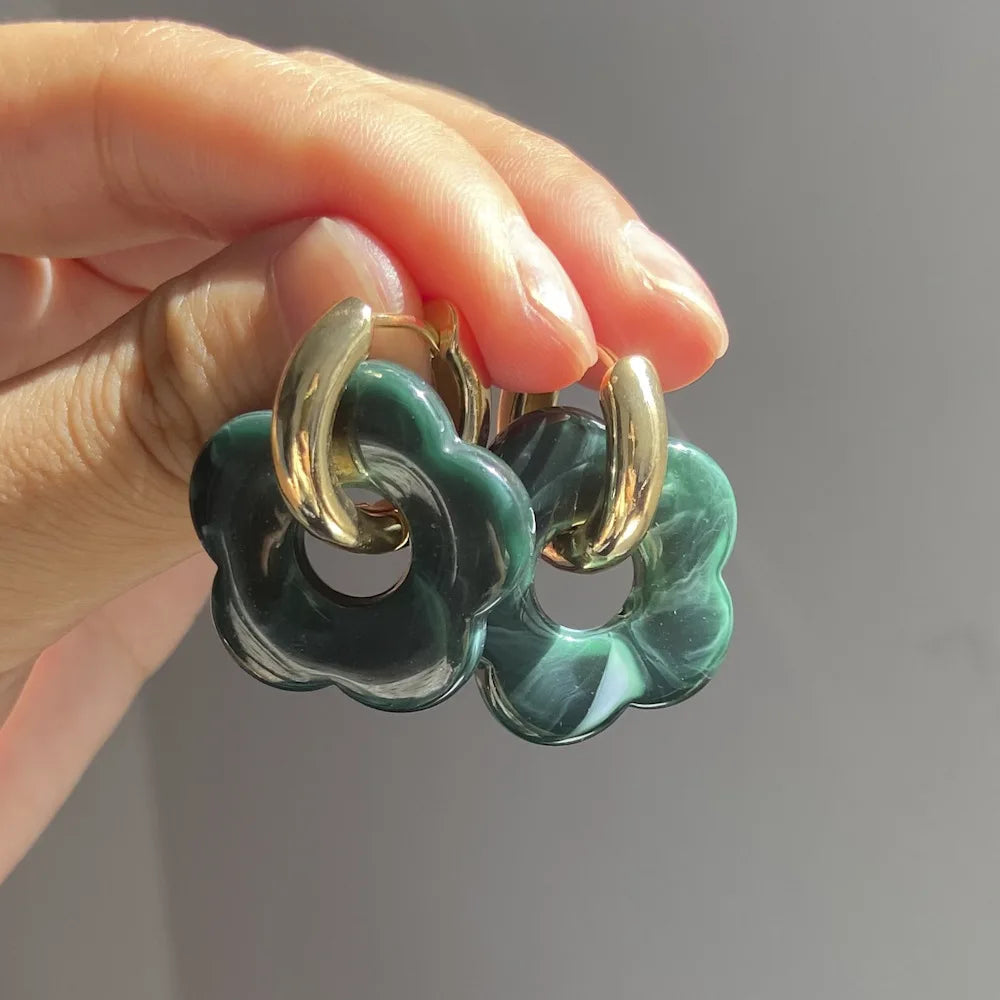レジンフラワーフープピアス