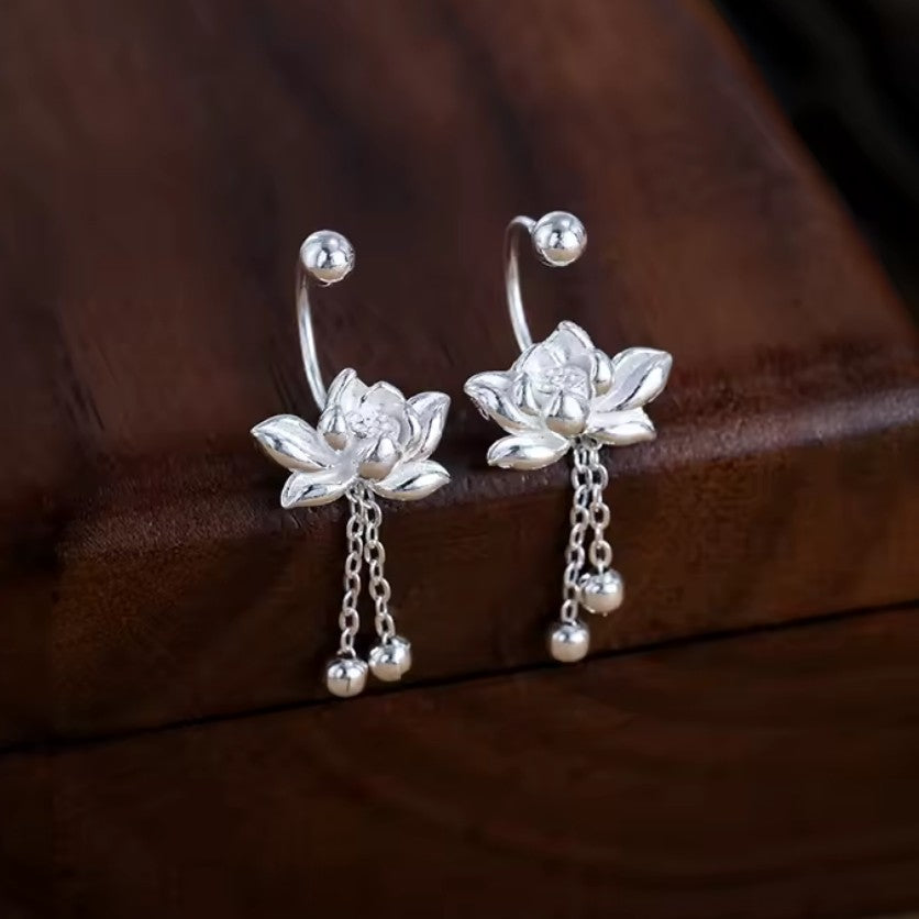 Boucles d'Oreilles Femme Pendantes Fleur de Lotus Argentées