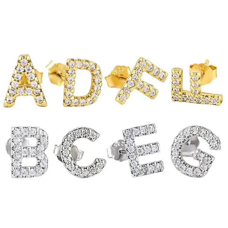 イニシャルピアス シルバー b