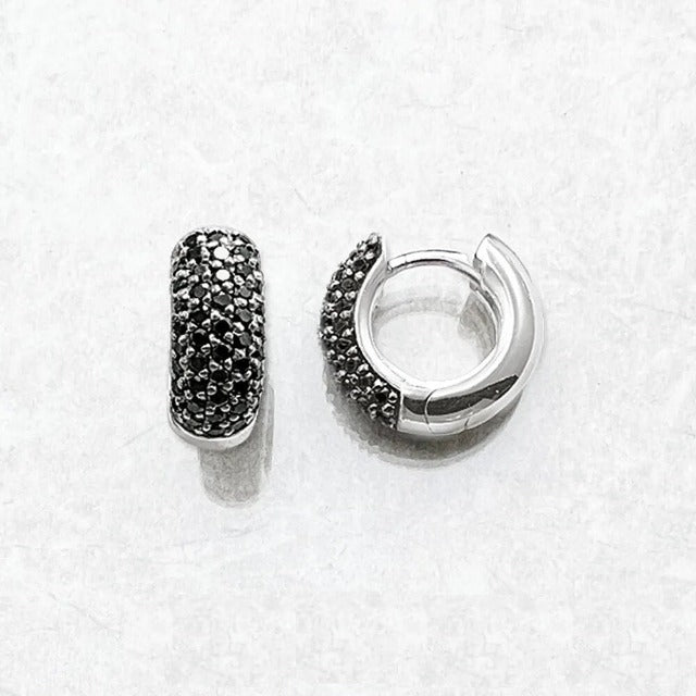 オニキス ピアス - Exception®