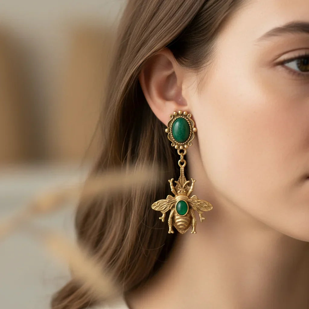 Boucles d'oreilles pendantes abeille vert