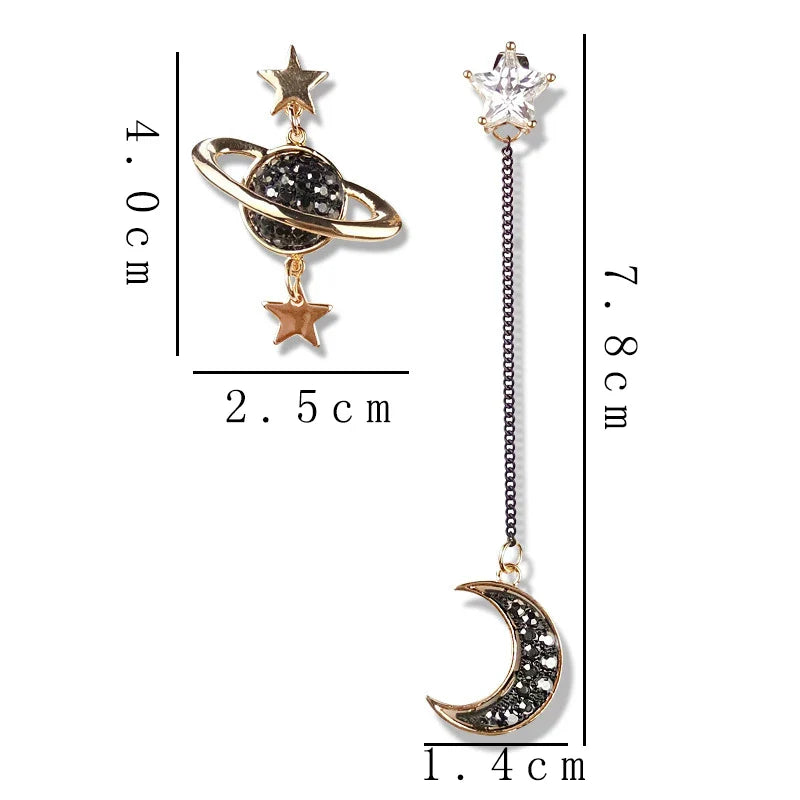 月と星の三日月モチーフ ロングピアス