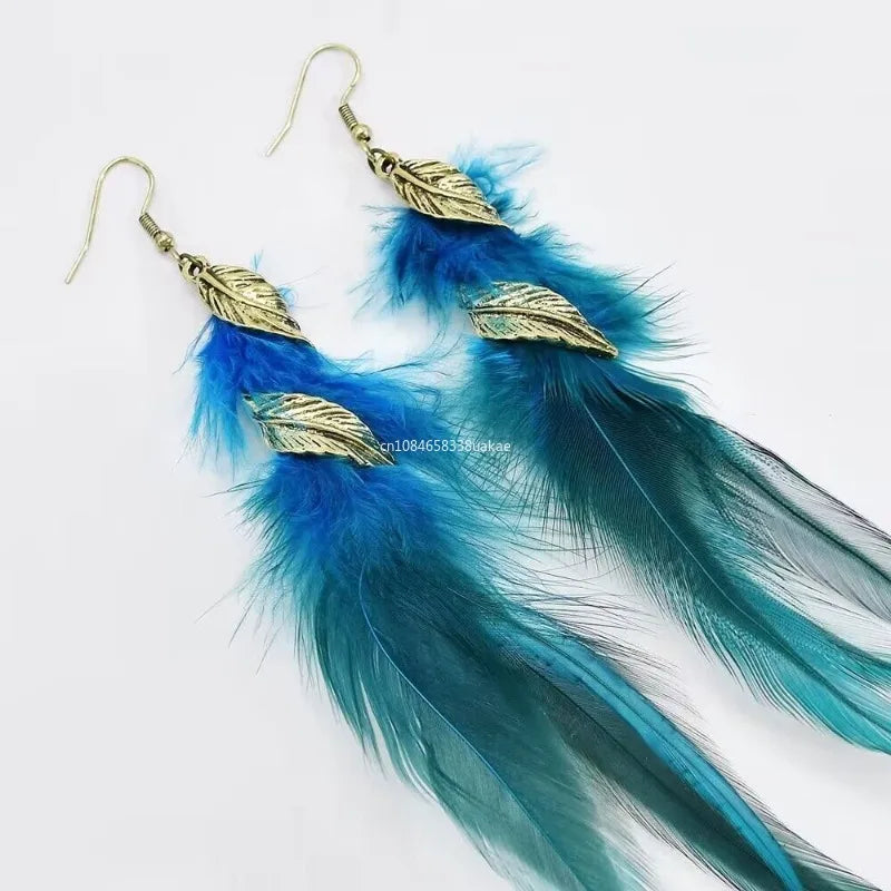 羽モチーフのスタイリッシュなドロップピアス 7