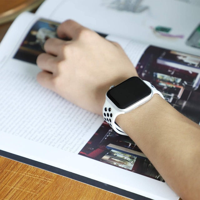 Apple Watch用スポーツバンド ホワイト