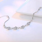Bracelet avec Fines Fleurs en Zircon blanc