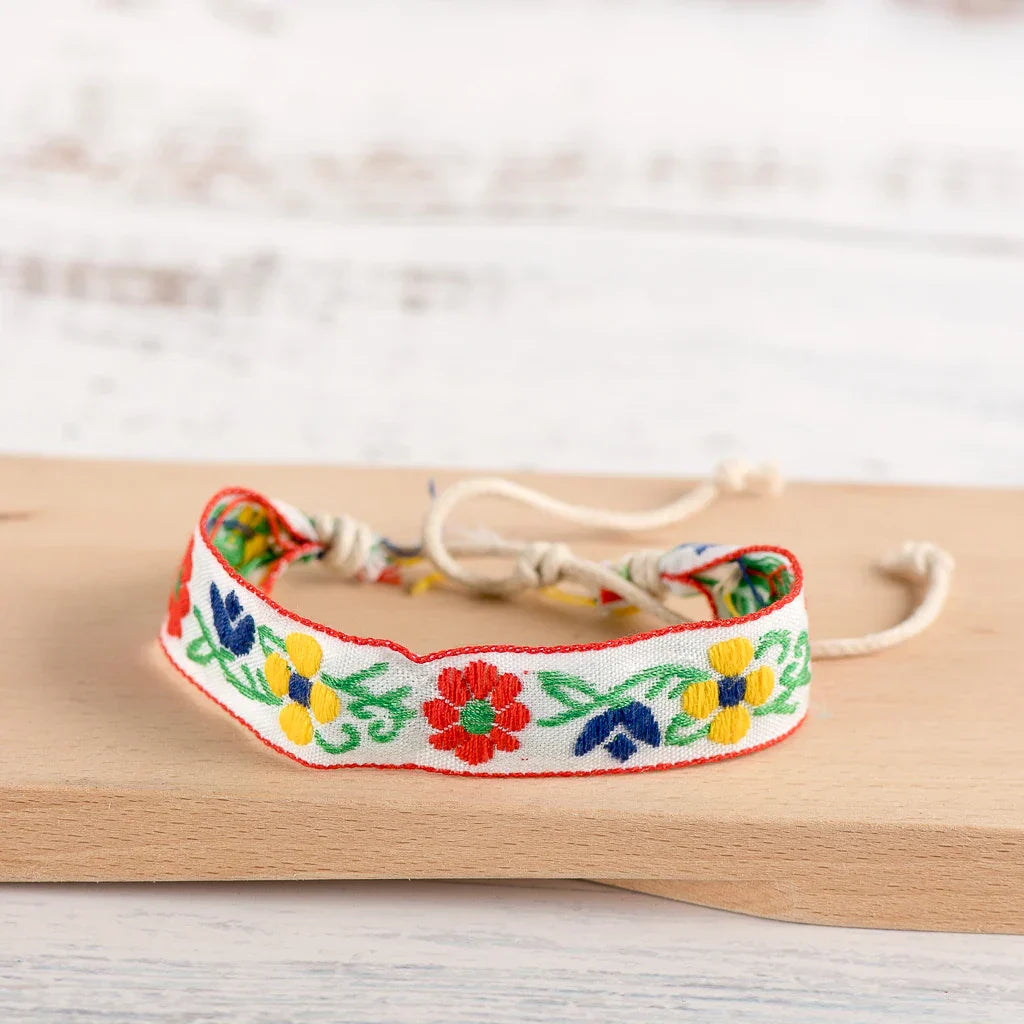 Bracelet Brésilien Boho Brodé Fait Main blanc