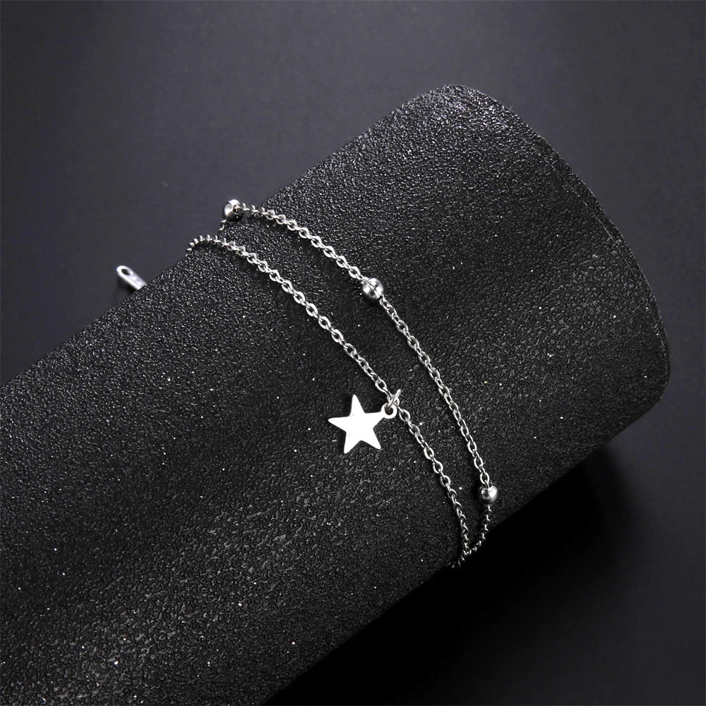 星モチーフのダブルブレスレット