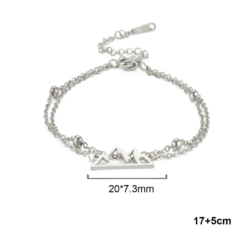 ダブルブレスレット 山モチーフのペンダント付き
