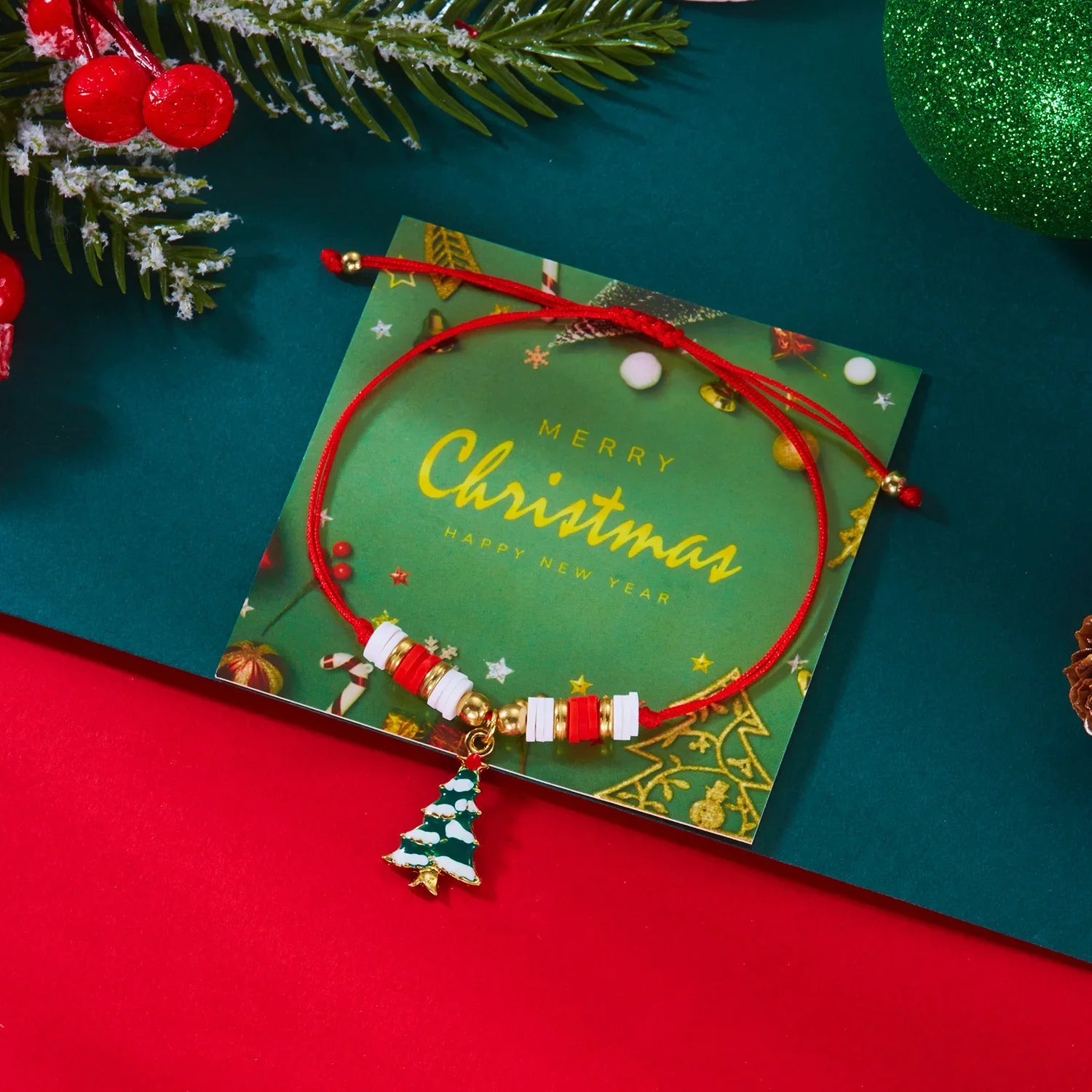 Bracelet en Corde avec Pendentif de Noël sapin rouge
