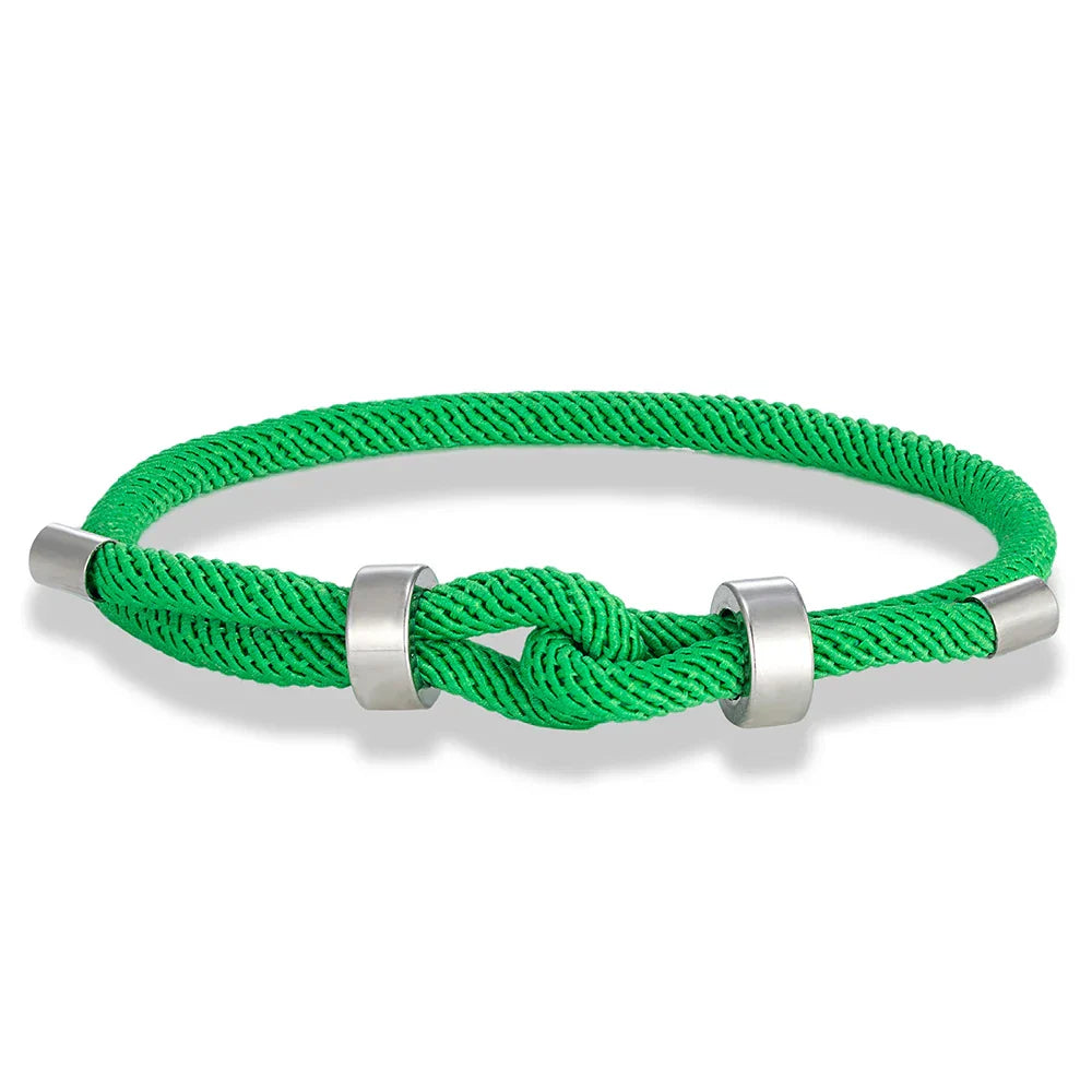 Bracelet moderne en corde tressée avec nœud  vert clair