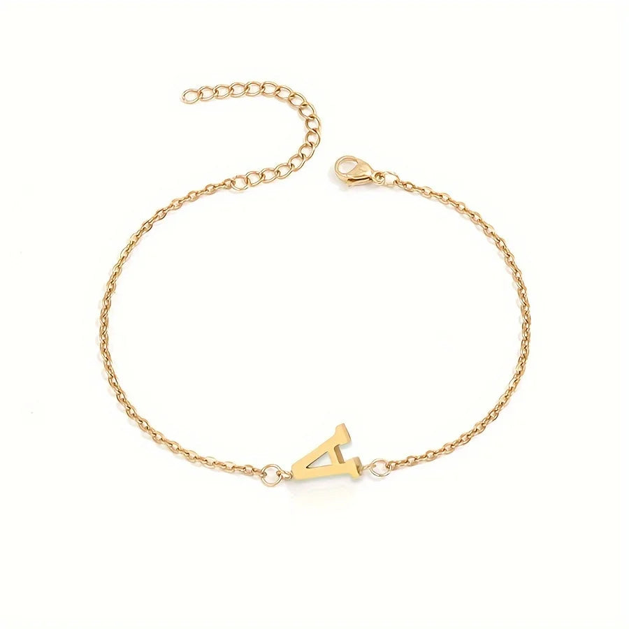 Bracelet Personnalisé pour Femme avec Initiale Or a