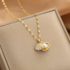 Collier Pendentif Coquillage Coquille Saint-Jacques Strass et Perle