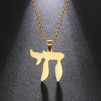 Collier avec pendentif de la lettre hébraïque Chai symbole de vie juive or