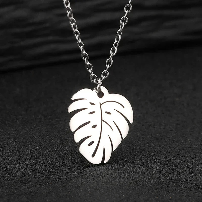 Collier avec Pendentif Feuille de Palmier argent