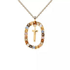 Collier avec pendentif ovale initiale t
