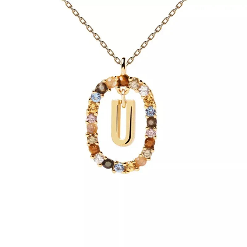 Collier avec pendentif ovale initiale u