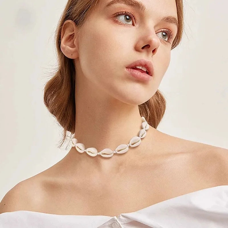Collier coquillage cauri blanc blanc