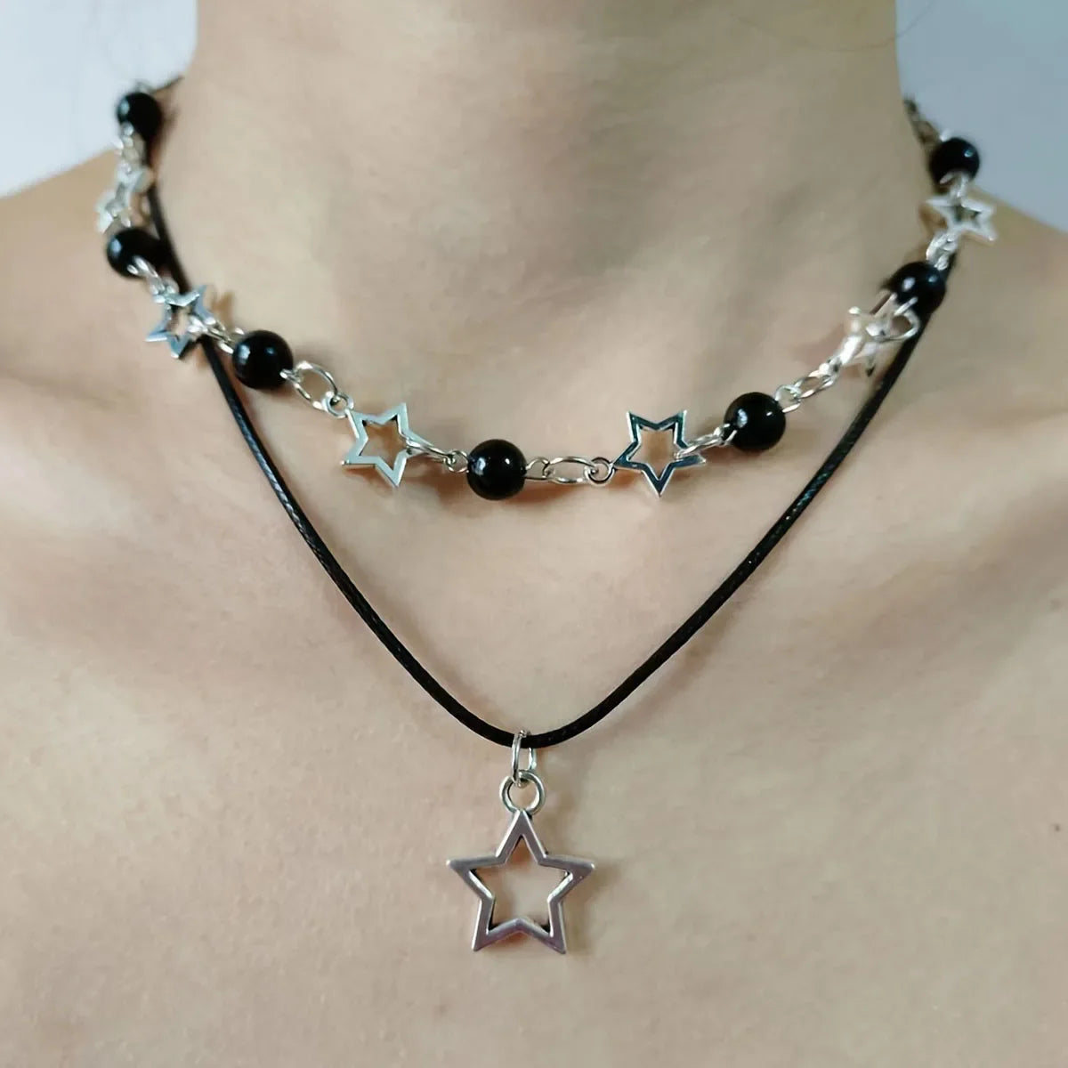 ダブルレイヤーのスター ペンダントネックレス