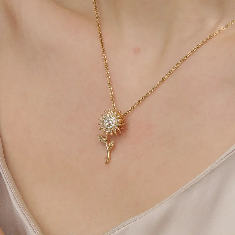 エレガントなロングペンダント付きひまわりの花ネックレス