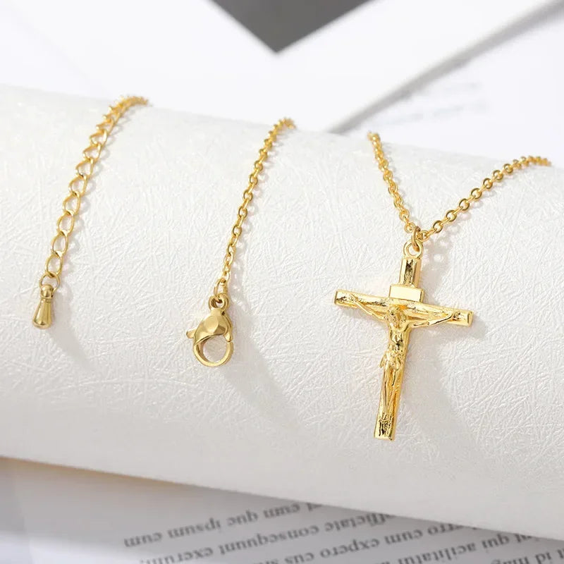 Collier & Pendentif Jésus Christ Croix Homme