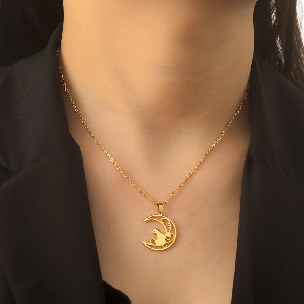 猫の月モチーフ ペンダント ネックレス ゴールド