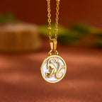 Collier Pendentif Or et Blanc Signe du Zodiaque 12 Constellations capricorne