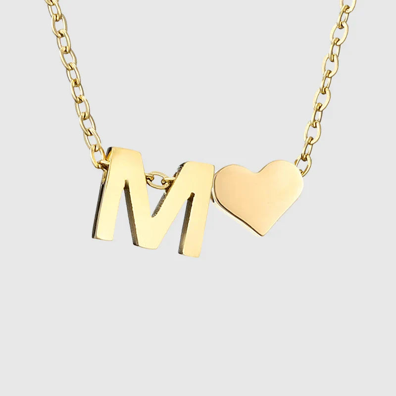 Collier pour femme avec pendentif coeur et initiale - lettre