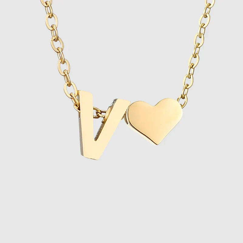 Collier pour femme avec pendentif coeur et initiale - lettre