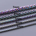 Collier Torsadé avec pendentif arc-en-ciel