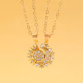 Lot de 2 Colliers avec Pendentif Lune ou Soleil en Zircon pour Couple or