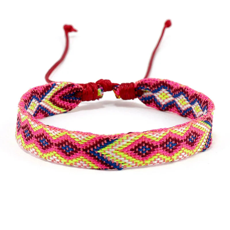 Lot de 8 Bracelets Brésiliens à Motifs Géométriques
